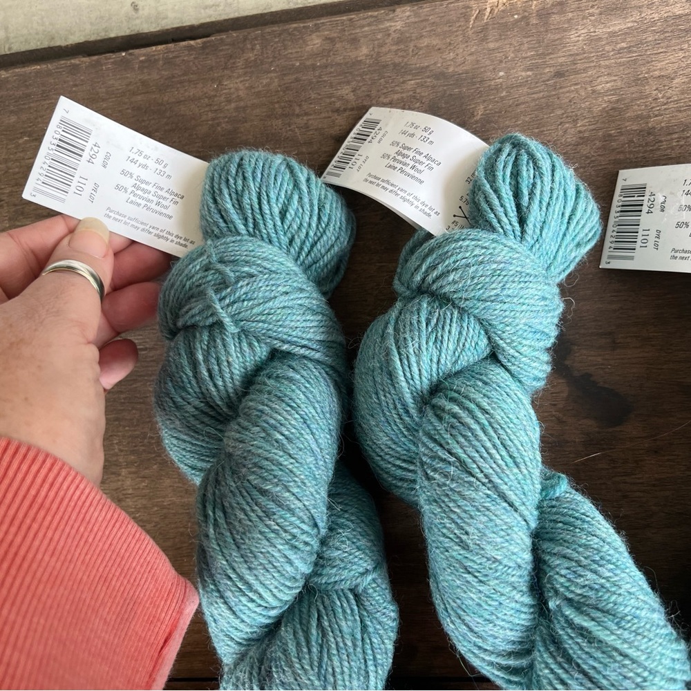 Berroco Ultra Alpaca Light 1152 Yards 14 Ounces Total - 50% Wool 50% Alpaca SOFT - Picture 5 of 9